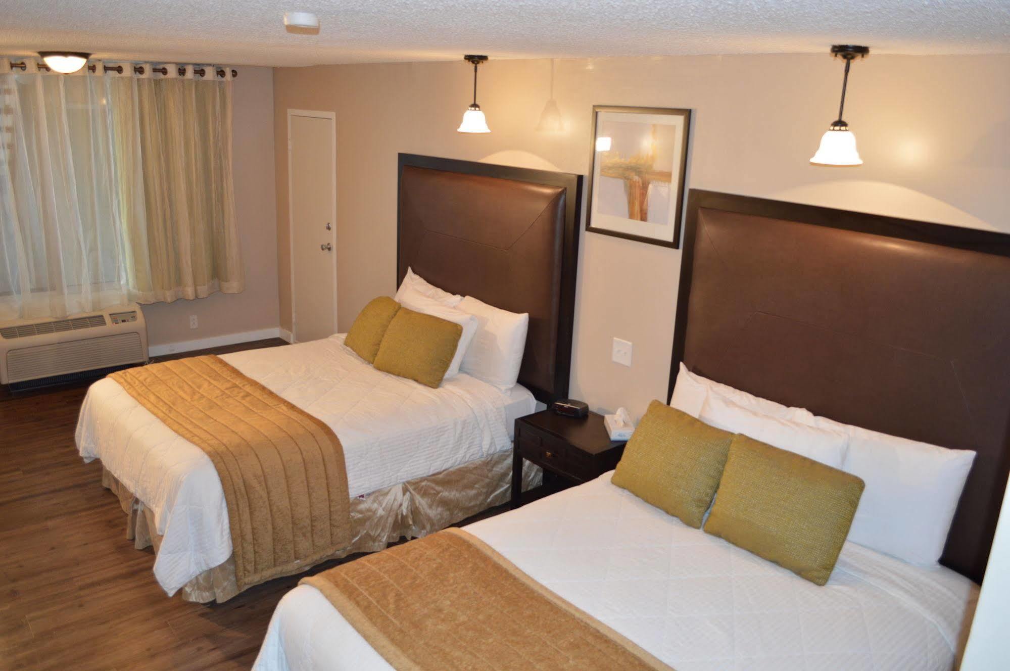 Laramie Valley Inn ภายนอก รูปภาพ
